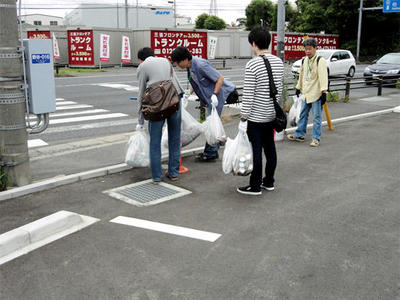 国道16号線沿い